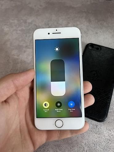 iphone 11 max: IPhone 8, Б/у, 64 ГБ, Белый, Чехол, 89 % — 4