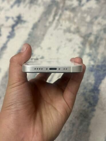 ноутбук бу бишкек: Смартфон с плоскими гранями и серебристым алюминиевым корпусом. На — 4