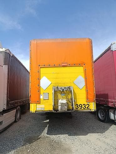 серга на прицеп: Прицеп, Schmitz Cargobull, Шторный, от 12 т, Б/у — 1
