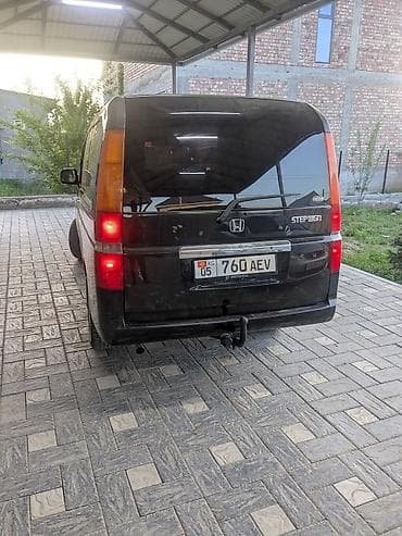 бампер степ вагон: Honda Stepwgn: 2002 г., 2 л, Автомат, Бензин, Минивэн — 3