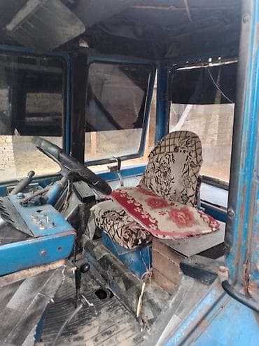 зил сельхоз дизель: Трактор колесный МТЗ-80/82 (синего цвета) с кабиной. Основные — 8