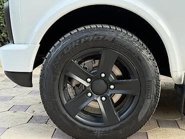 Унаа сатуу: ВАЗ (ЛАДА) 4x4 Niva: 2024 г., Кол менен иштөөчү, Бензин, Жол тандабас — 4