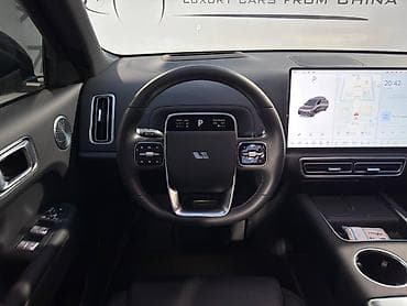 model y: Lixiang L9: 2025 г., 1.5 л, Автомат, Гибрид, Кроссовер — 7