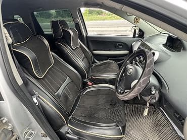 Продажа авто: Toyota Ist: 2003 г., 1.3 л, Автомат, Бензин, Хэтчбэк — 6