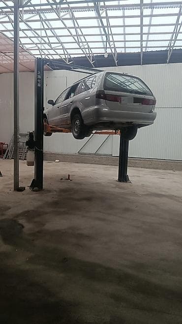 Mitsubishi Galant: 1997 г., 2 л, Механика, Бензин, Универсал