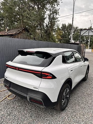 cha: Changan Qiyuan Q05: 2026 г., Автомат, Электромобиль, Кроссовер — 3