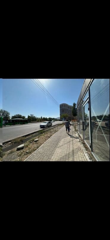 фаст фуд оборудования: 12 мкр Сдается помещение под фастфуд магазин офис и тд Площадь — 2