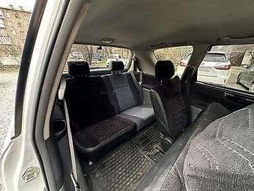 mersedes e320: Toyota Ipsum: 2003 г., 2.4 л, Автомат, Бензин, Минивэн — 9