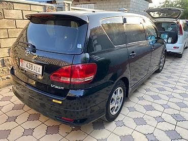 салон гольф 4: Toyota Ipsum: 2003 г., 2.4 л, Автомат, Бензин, Минивэн — 5