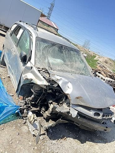 разбор камри 20: Автомобиль на разбор Кузов: серебристый универсал/минивэн 5 дверей — 1