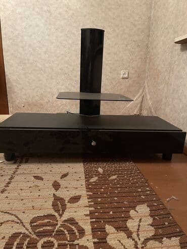 бу ноудбук: Подставка по TV — 1