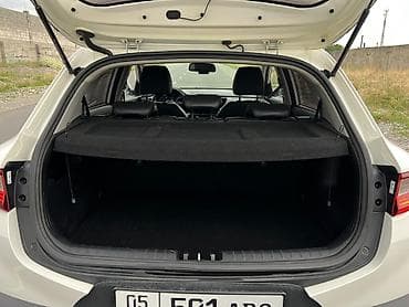 Продажа авто: Kia Stonic: 2018 г., 1.6 л, Автомат, Дизель, Кроссовер — 7