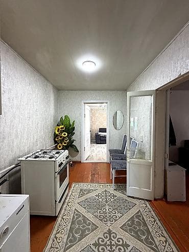 Үйлөр: 🏡 Продается уютный дом в Сокулуке! 📍 Участок — 10 соток 🏠 Дом — 105 — 10