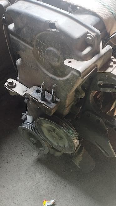 Детали салона: Бензиновый мотор Hyundai 2002 г., 2 л, Б/у, Оригинал — 4