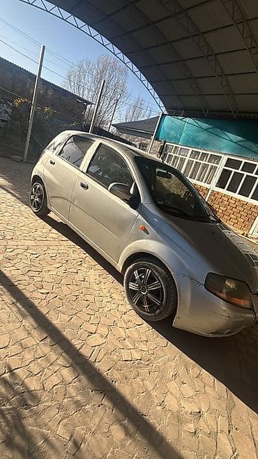Daewoo Kalos: 2003 г., 1.4 л, Механика, Бензин — 2