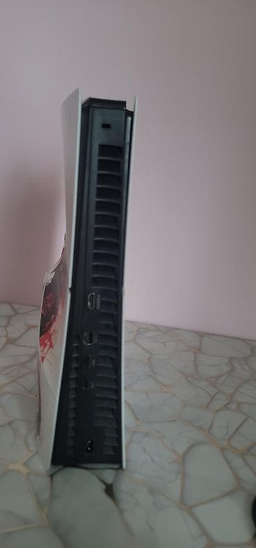 PS4 (Sony PlayStation 4): Игровая консоль PlayStation 5 Slim Особенности и комплектация: - — 3