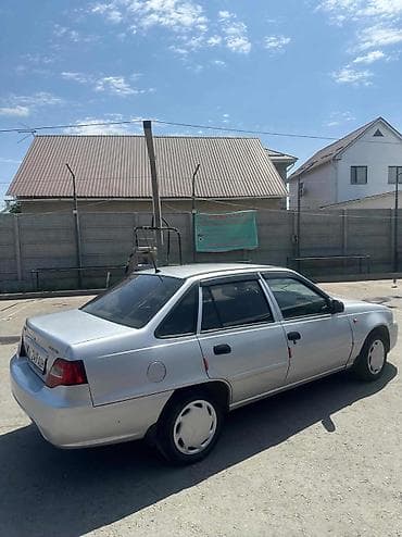 spark 2012: Daewoo Nexia: 2011 г., 1.5 л, Механика, Бензин, Седан — 3