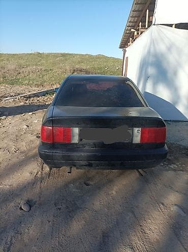 Audi: Audi 100: 1991 г., 2 л, Механика, Бензин, Седан — 2