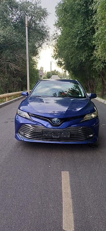 corolla s: Toyota Camry: 2018 г., Вариатор, Гибрид, Седан — 1