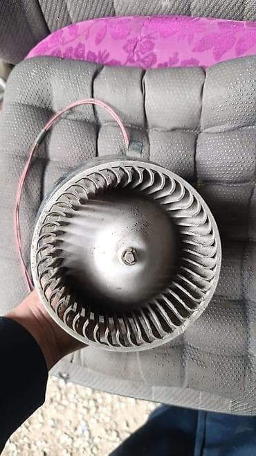 kia optima 2017: Вентилятор Audi — 2