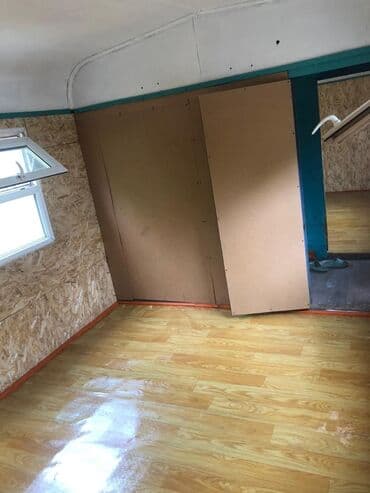 контенер дом: Продаю вагончик, 2комнаты, с ремонтом,пластиковые окна, утеплённый — 4