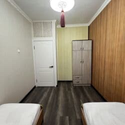 долгосрочная аренда квартиры в бишкеке: 4 комнаты, Собственник, С подселением, С мебелью полностью — 1