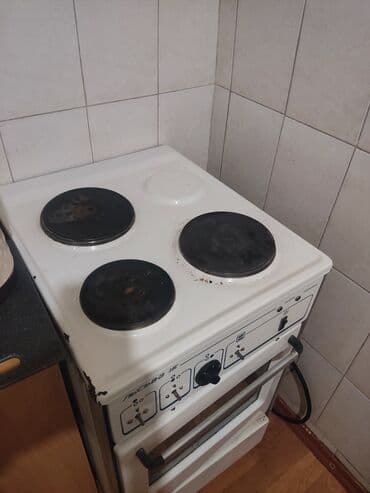 печка бу: Продаю электроплиту 
цена окончательная — 2