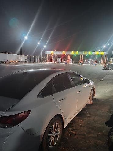 Продажа авто: Hyundai Sonata: 2018 г., Седан — 1