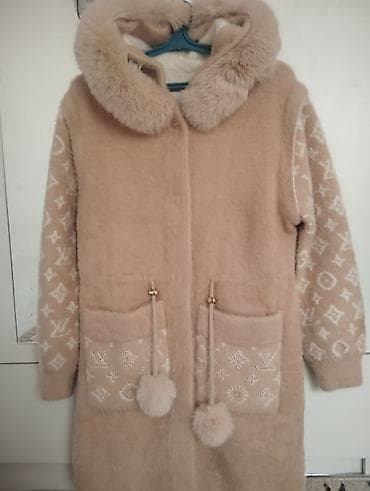 Плащи: Пуховик, По колено, M — 1