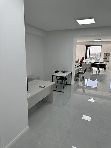 Недвижимость: Аренда офисов, 92 м², В бизнес центре — 5
