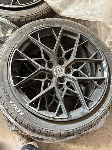 Колеса в сборе 245 / 40 / R 19, Зима, Б/у, Комплект, Легковые, Литые, отверстий - 5 — 1