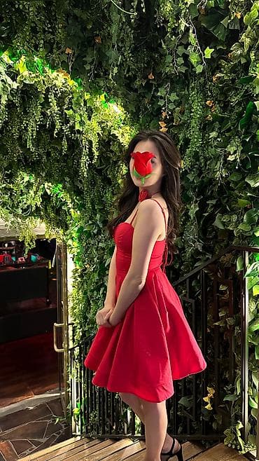 Платья: Вечернее платье, Коктейльное, Короткая модель, Без рукавов, Открытая спина, S, M — 3