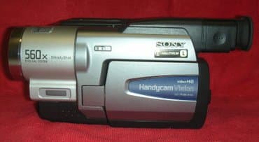 Продаю или меняю видео камера sony 560 digital zoom, видеокамера sony