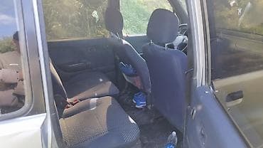 dd oo: Daihatsu Move: 2001 г., 0.1 л, Механика, Бензин, Минивэн — 8