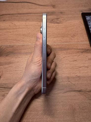 samsung edge: IPhone 16 Pro Max, Б/у, 256 ГБ, White Titanium, Защитное стекло, Чехол, 93 % — 3