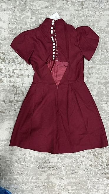 бордовое платье футляр: Повседневное платье, Короткая модель, S — 2