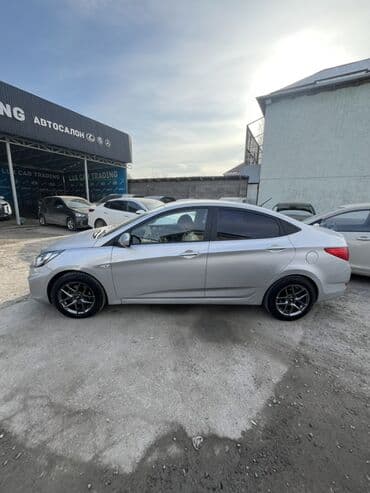 hyndai accent: Hyundai Accent: 2017 г., 1.4 л, Автомат, Бензин, Седан — 4