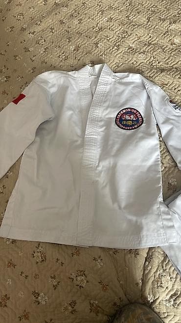 форма горка: Кимоно (добок) для тхэквондо GTF - Комплектация: куртка, штаны на — 1