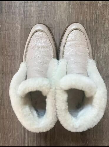 обувь для охоты: Светлые ботинки-мокасины Loro Piana с меховой подкладкой, идеально — 2