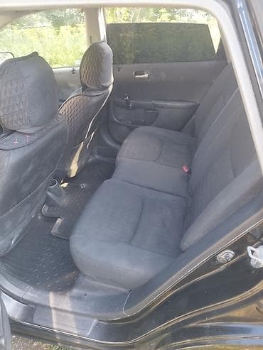 Транспорт: Honda Civic: 2003 г., 1.6 л, Механика, Бензин, Хэтчбэк — 4