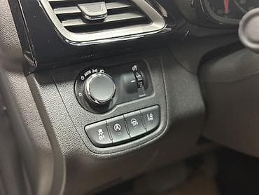 dewoo lanos: Chevrolet Spark: 2018 г., 1 л, Вариатор, Бензин, Хэтчбэк — 5