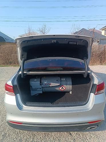 сидения передний: Kia K5: 2016 г., Автомат, Бензин, Седан — 8