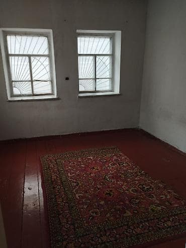 частный дом аренда: 60 м², 4 комнаты, Парковка, Забор, огорожен — 1