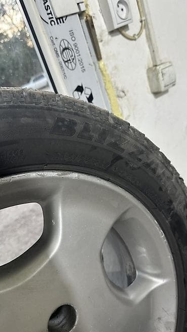 audi q7: Комплект зимних колес на дисках Lexus - Шины Bridgestone Blizzak - — 4