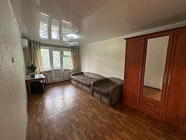 комнаты в ысык куле: 2 комнаты, 42 м², 104 серия, 3 этаж, Старый ремонт — 1