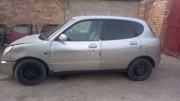 перевозной дом: Toyota Дуэт: 2000 г., 1.5 л, Автомат, Бензиновая, Хэтчбэк — 2