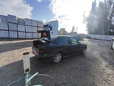 Транспорт: Mercedes-Benz C-Class: 1995 г., 2.8 л, Механика, Бензин, Седан — 2