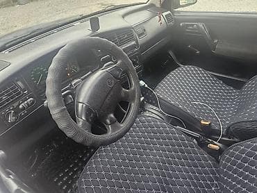 обмен одиссей ра6: Volkswagen Golf: 1994 г., 1.8 л, Автомат, Бензин, Хэтчбэк — 5