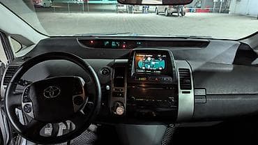 Унаа сатуу: Toyota Prius: 2006 г., 1.5 л, Гибрид, Хетчбек — 5