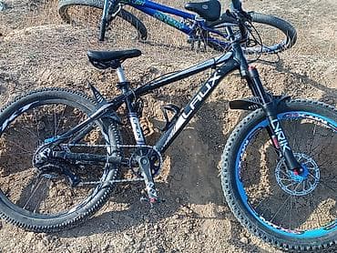 гигант 717: Горный велосипед, Laux, Рама S (145 - 165 см), Алюминий, Б/у — 4